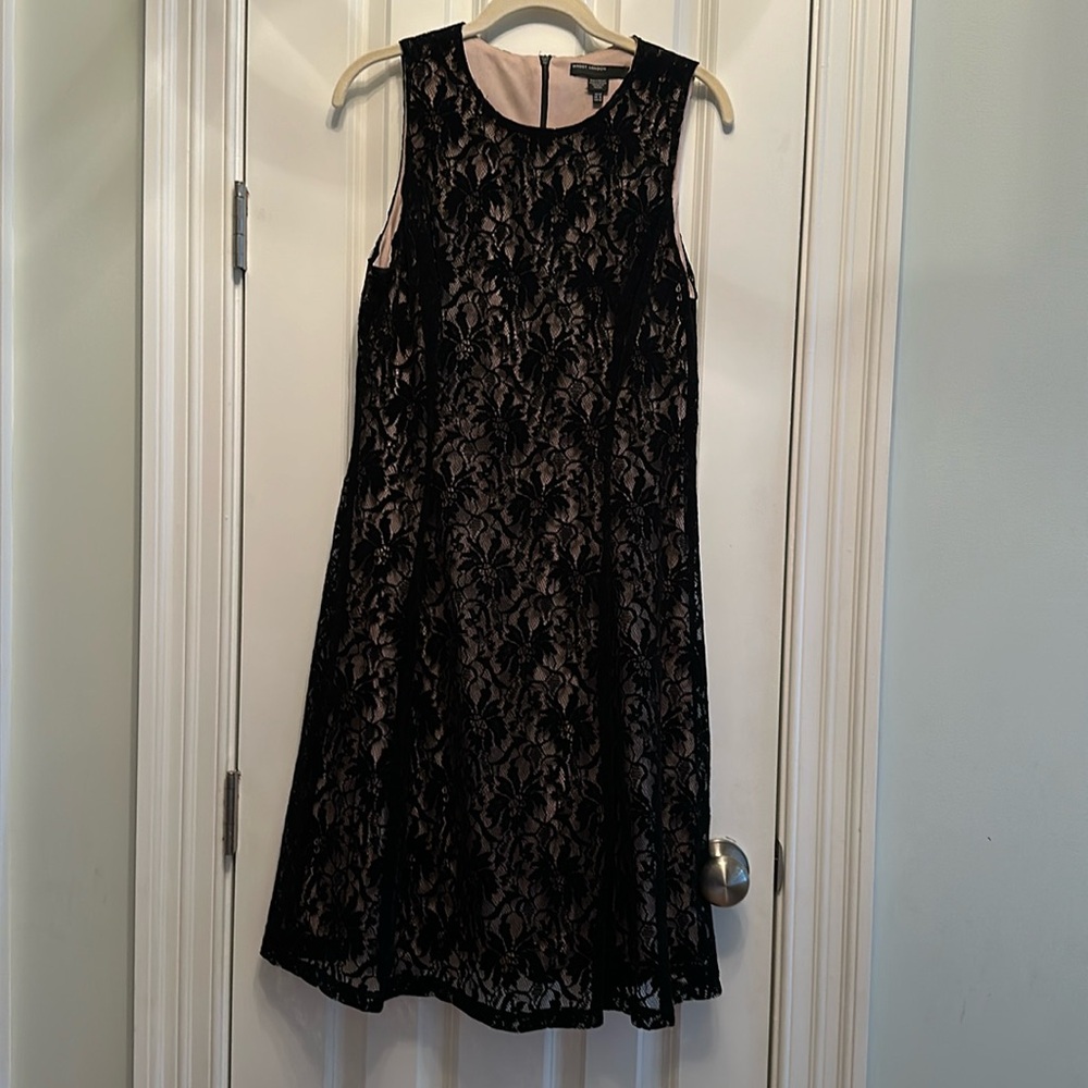 Maggy London Black velvet lace overlay dress!